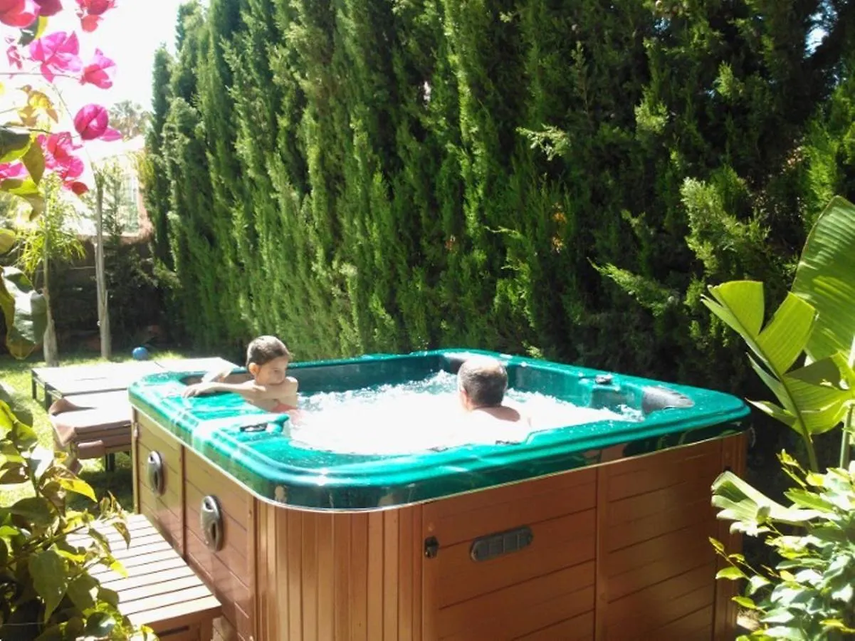 Villa Playamar Торремолинос